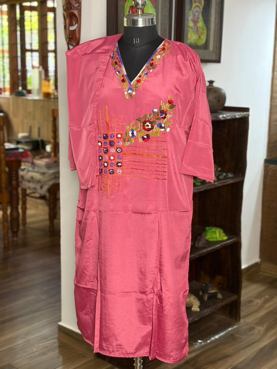 Romansilk Pink With Embroidery