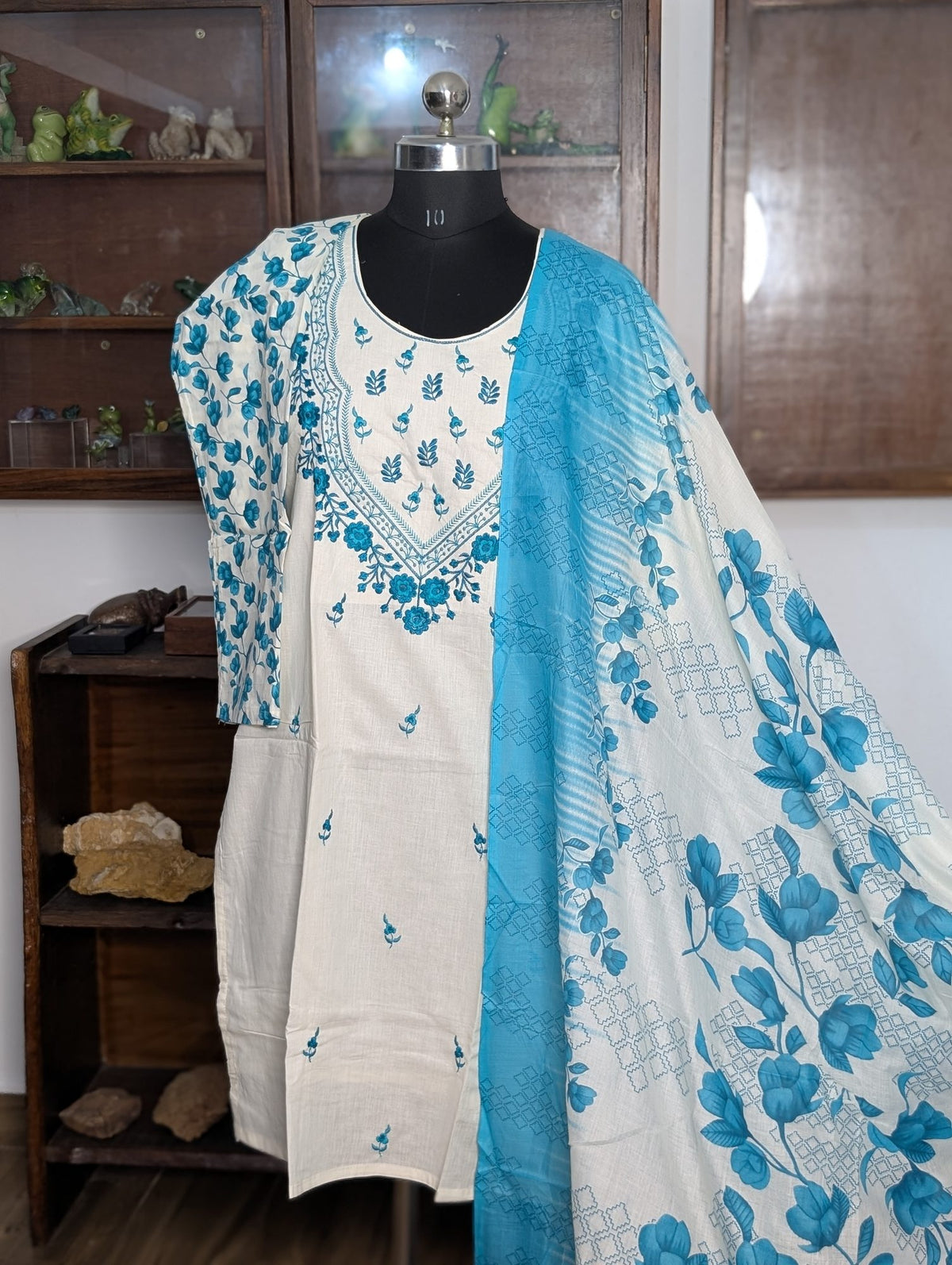 Blue&Cream Printed Cotton