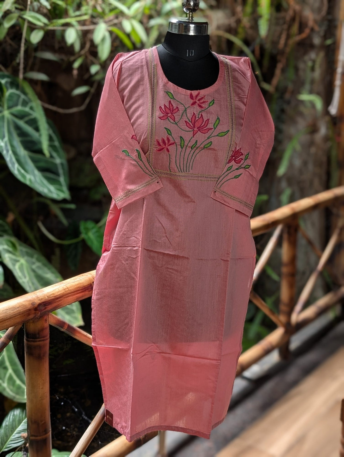 Roman Silk Pink Kurta Embroidery