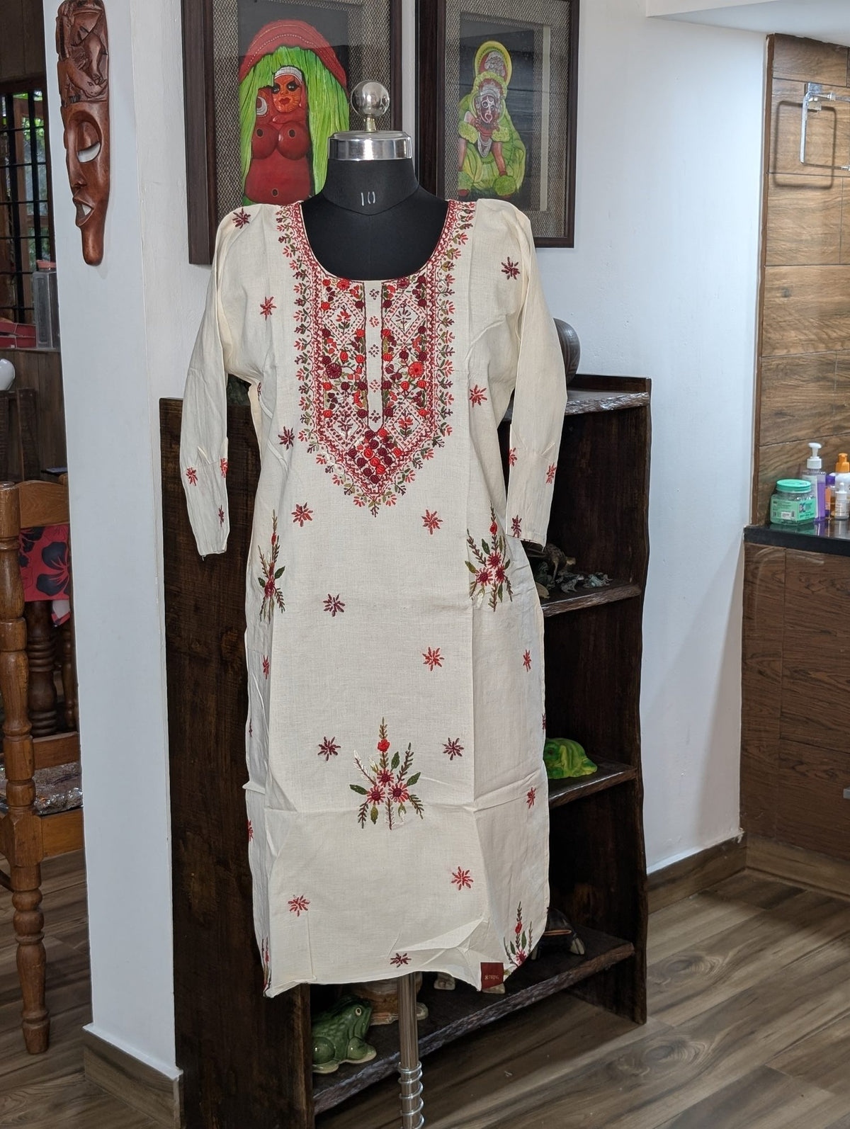 Cotton Cream Kurta With Embroidery