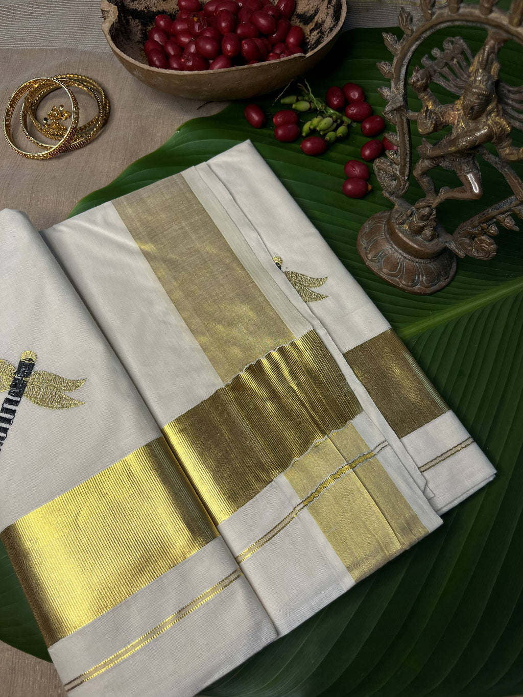 THUMBI SETSAREE