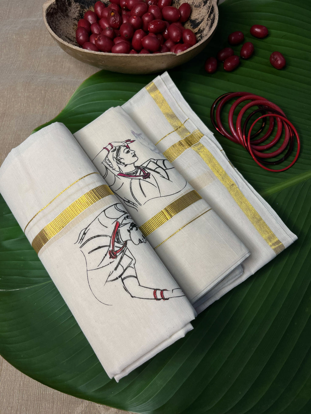 DANCE MOTIF SETTUM MUNDUM