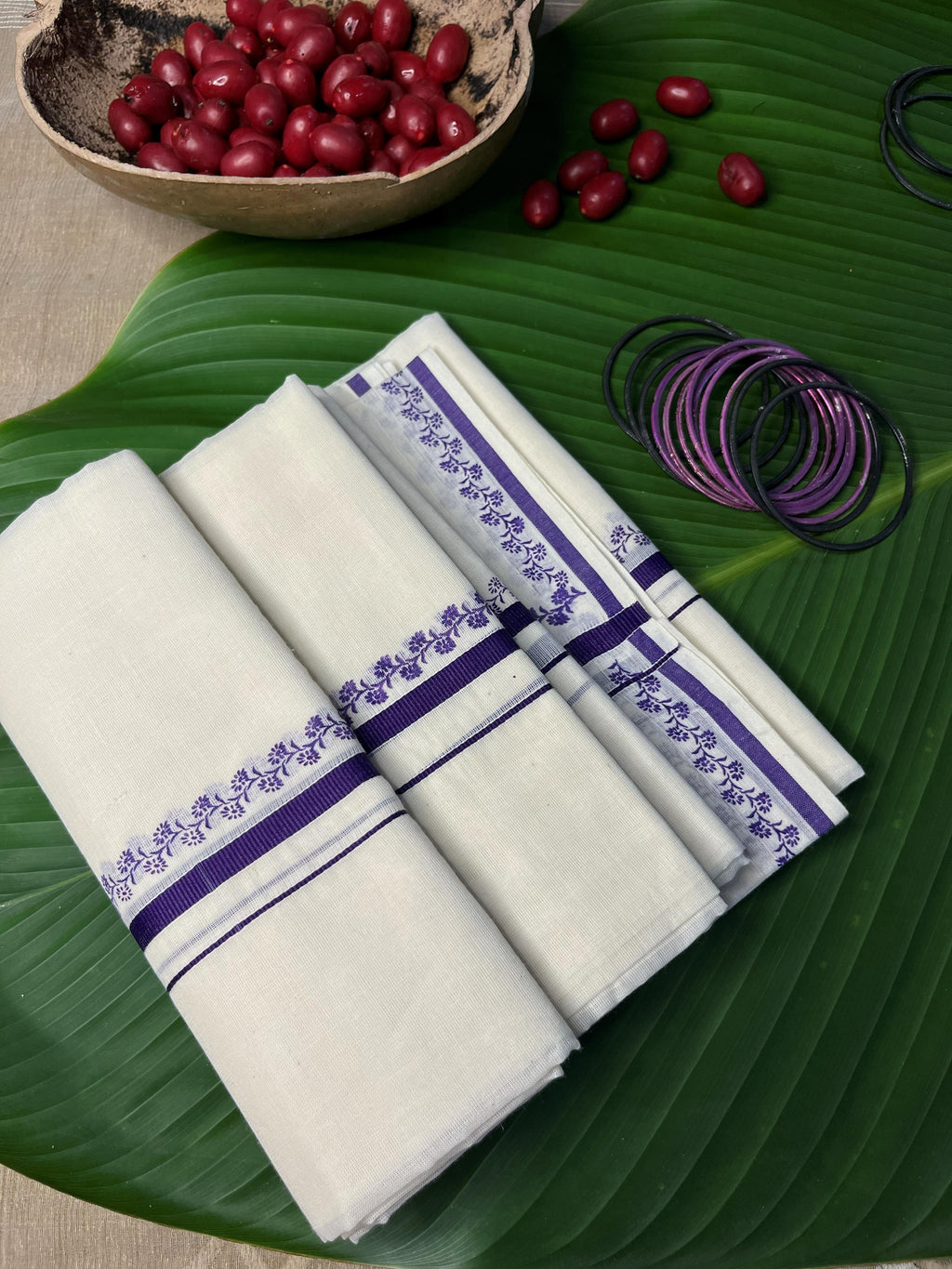 PURPLE FLORAL SETTUM MUNDUM