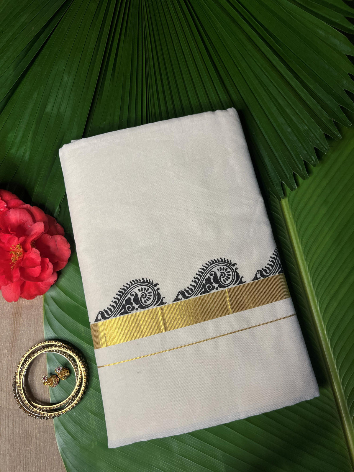 BLACK MOTIF SETSAREE