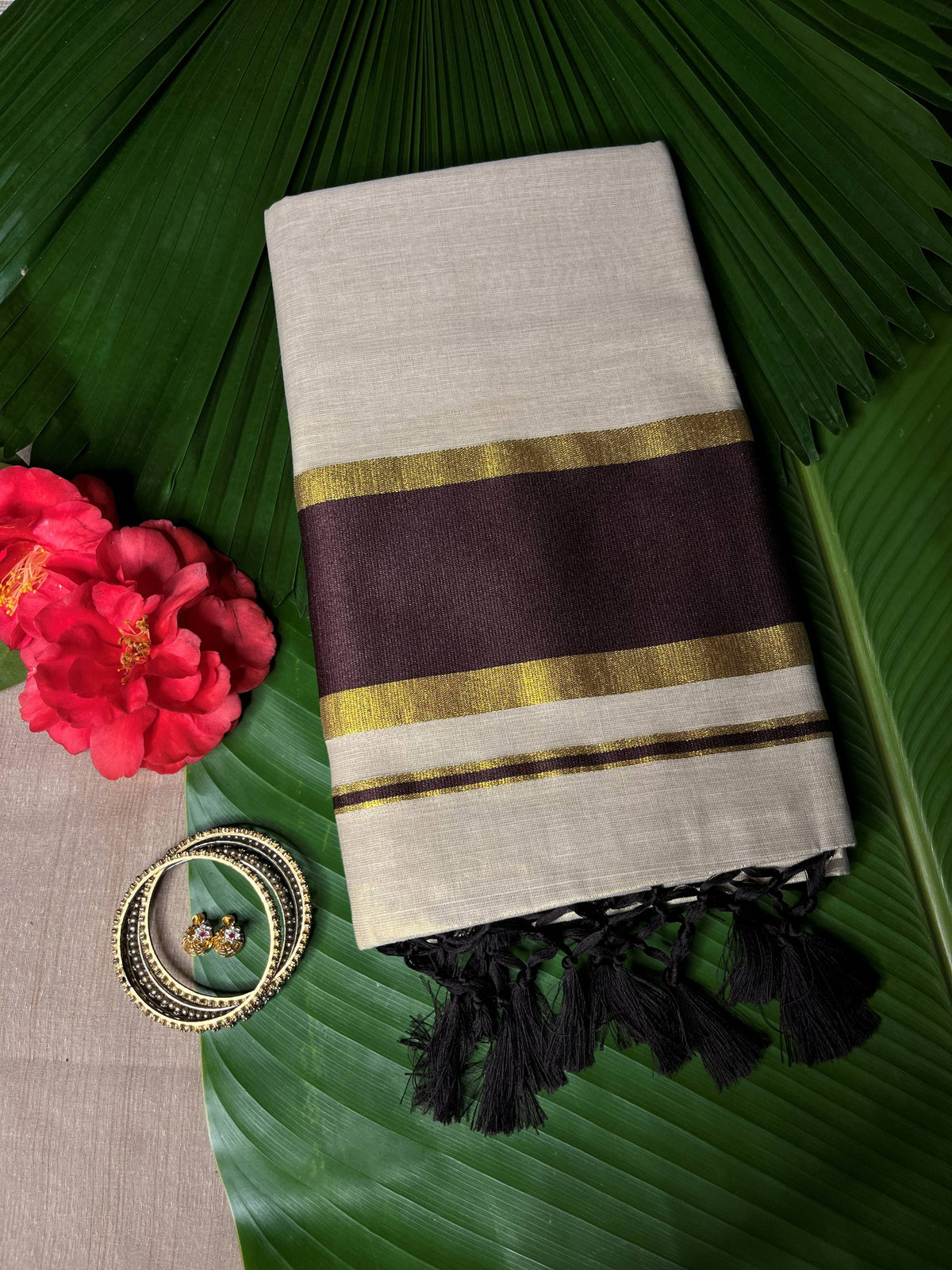 BROWN  TISSUE SETSAREE