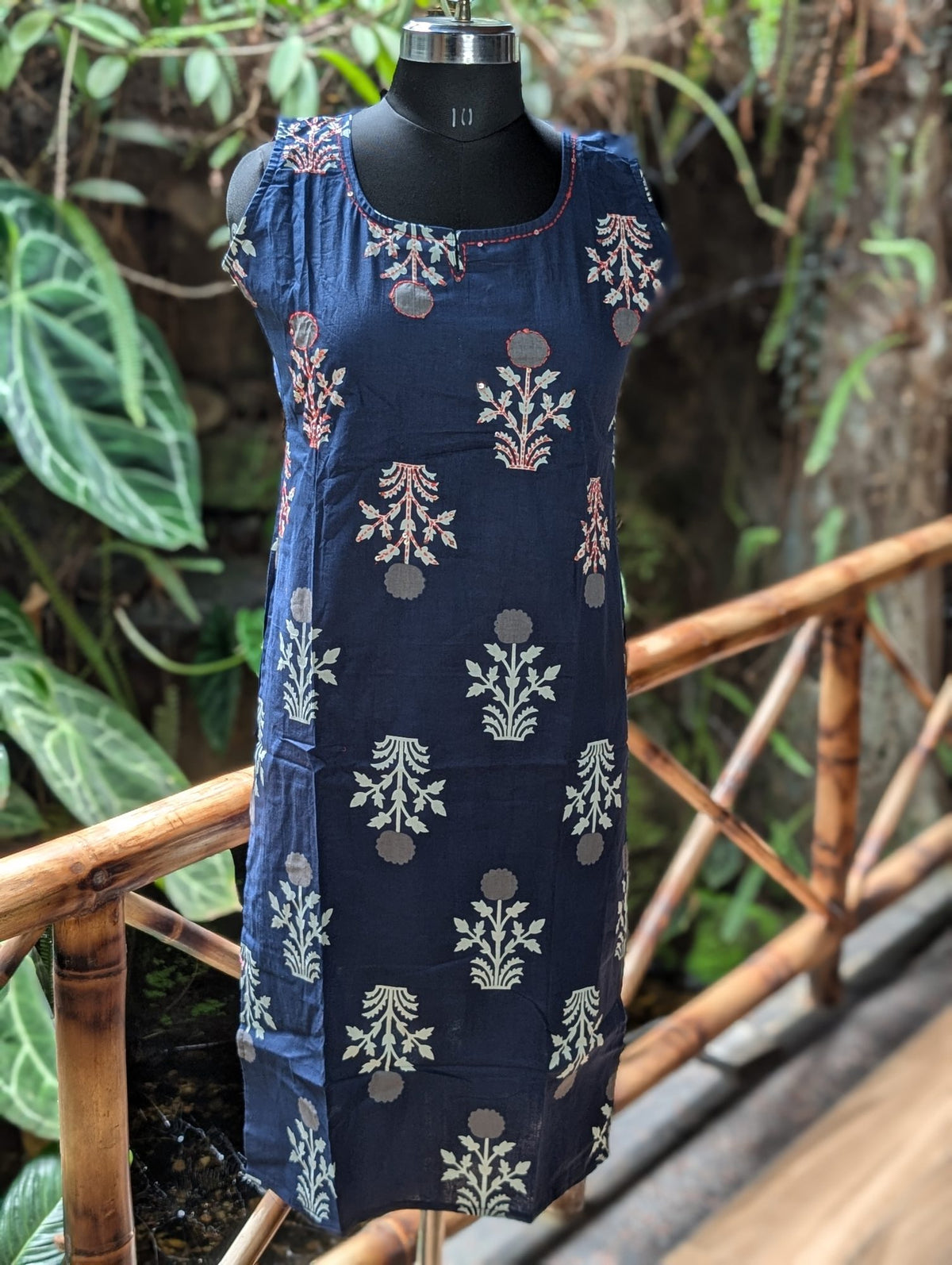 Cotton Navyblue Sleeveless Kurthi With Embroidery