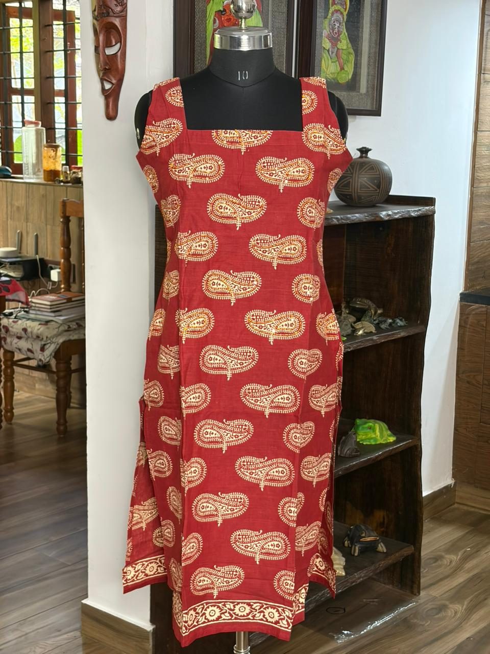 Cotton  Maroon Kantha Work Sleeveless Kurthi With Mango&Kantha Print
