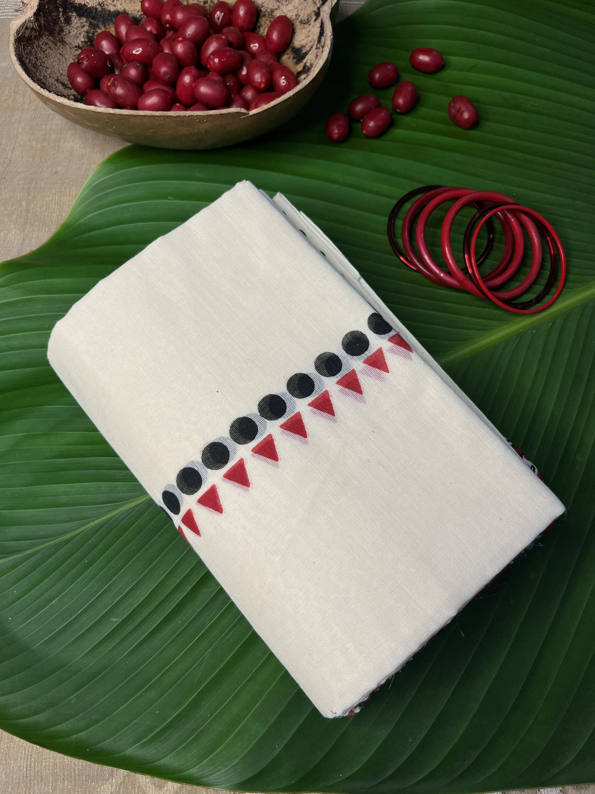 GEOMETRIC SETTUM MUNDUM