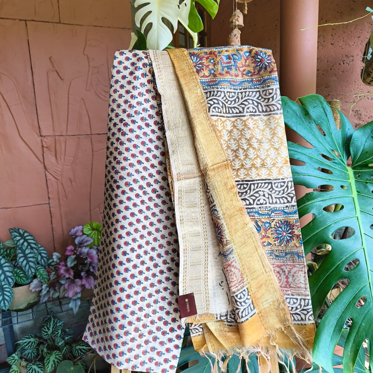 MAHESWARI SILK